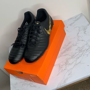 NIKE Legend 7 Club FG
